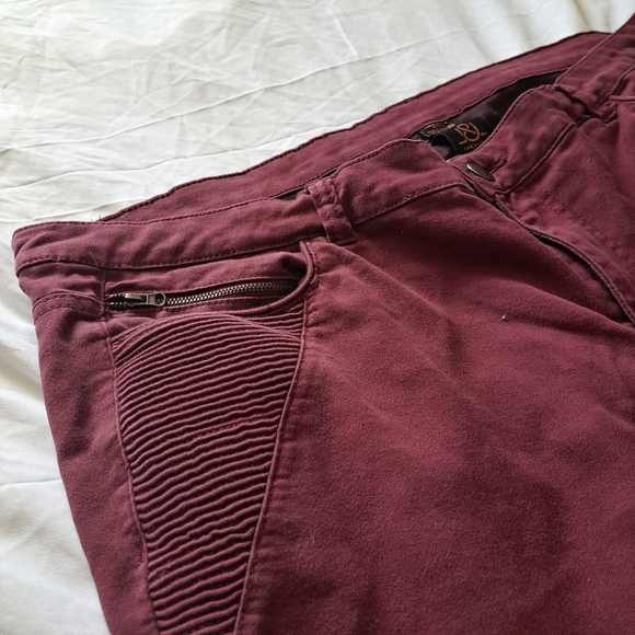 Love & Legend | Red burgundy women's straight leg jegging jean - Picture 4 of 13
